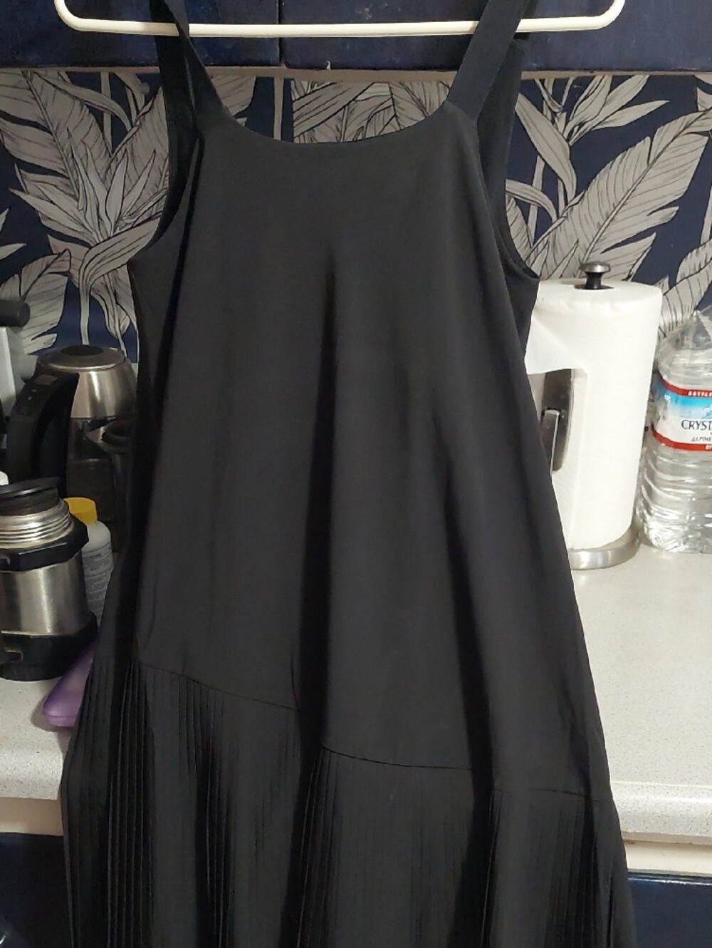 SPANX Black Stretch Active Slip - Picture 2 of 3